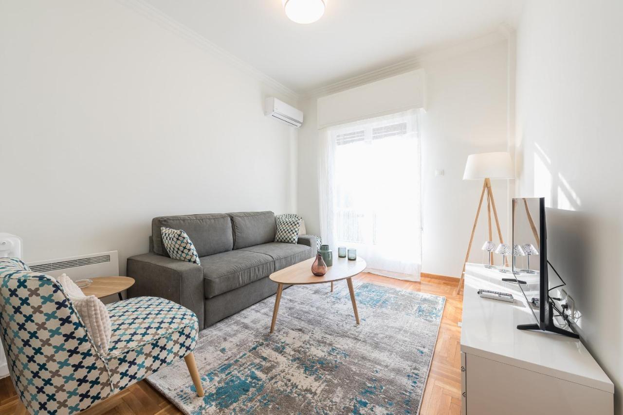 Cozy And Fresh Apt Close To Metro Афины Экстерьер фото