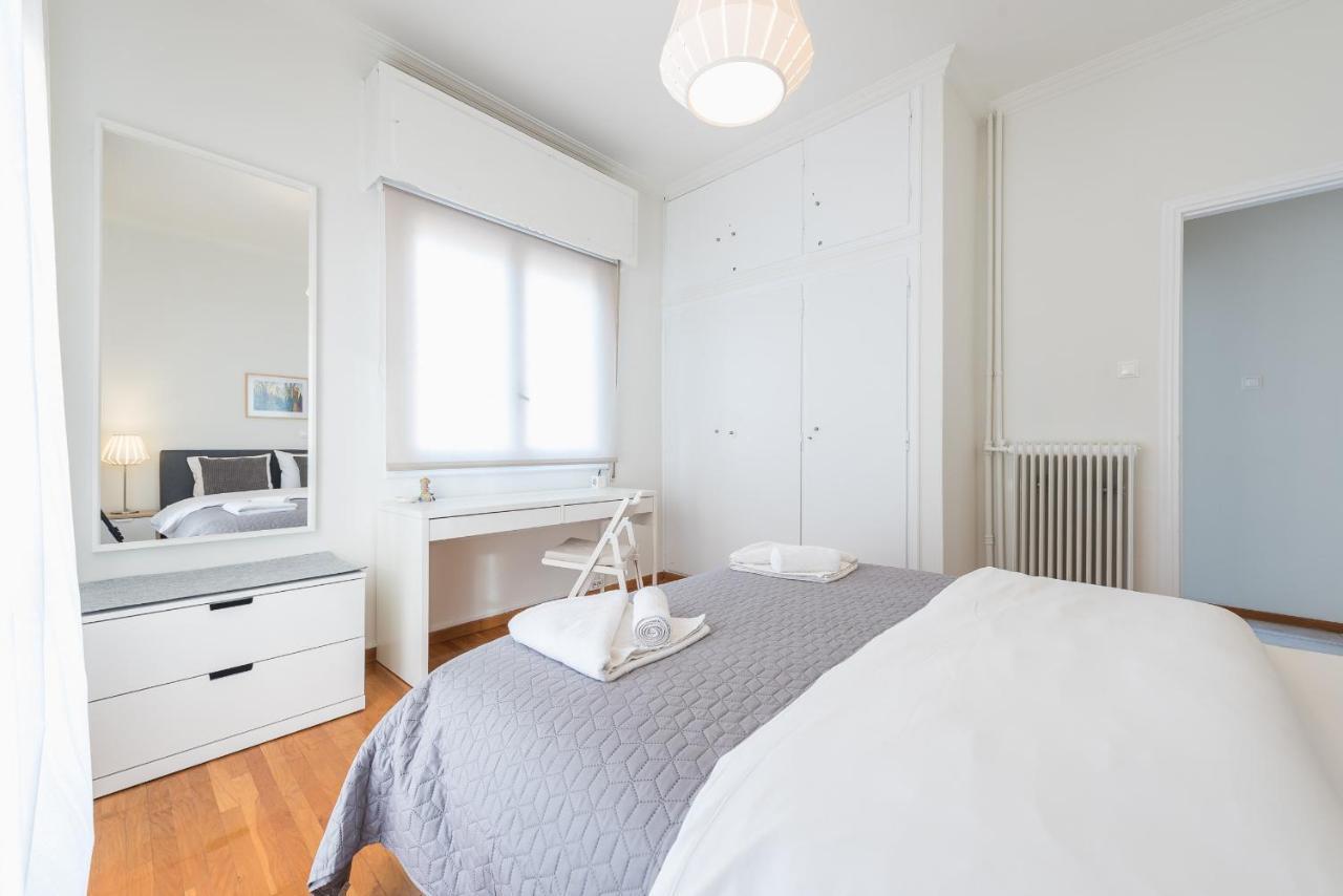 Cozy And Fresh Apt Close To Metro Афины Экстерьер фото